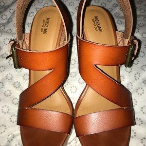 Massimo strapped wedges!